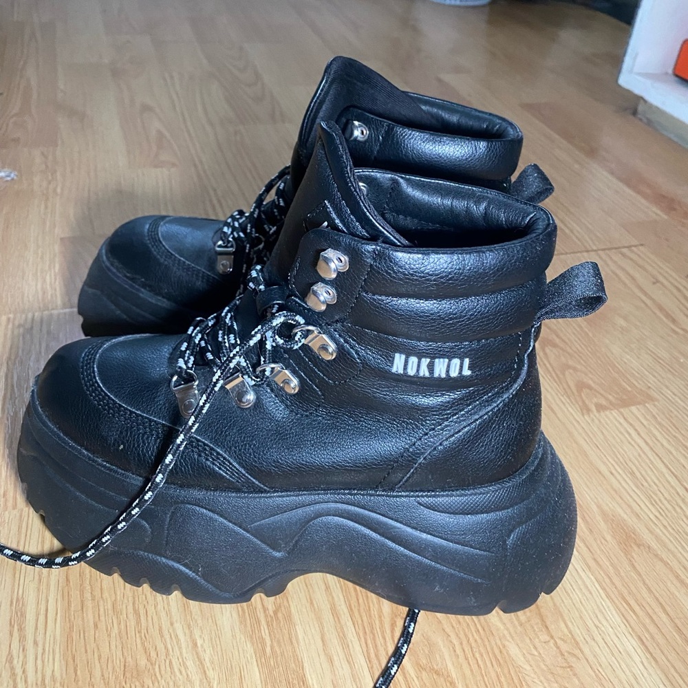 Black Nolwol platform sneakers